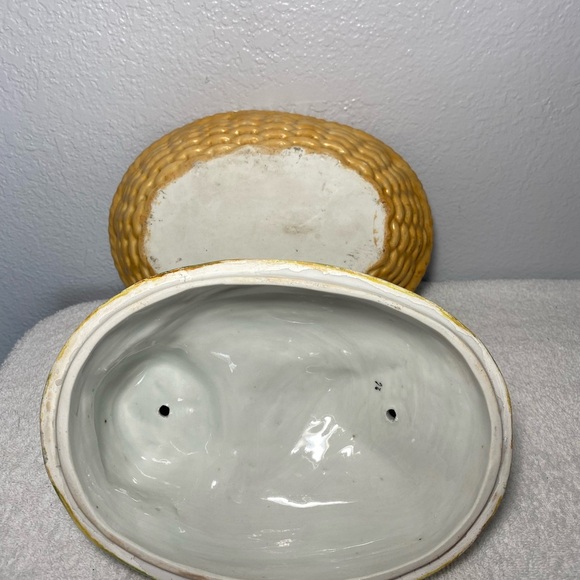 Antique Staffordshire Bisque Porcelain Hen Chicken on Nest Sitting on Eggs Bowl - Picture 8 of 10